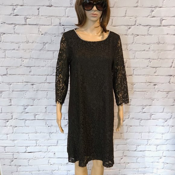 Classic LBD! KARL LAGERFELD PARIS, Black lace shift dress with crystal neckline - Picture 4 of 11